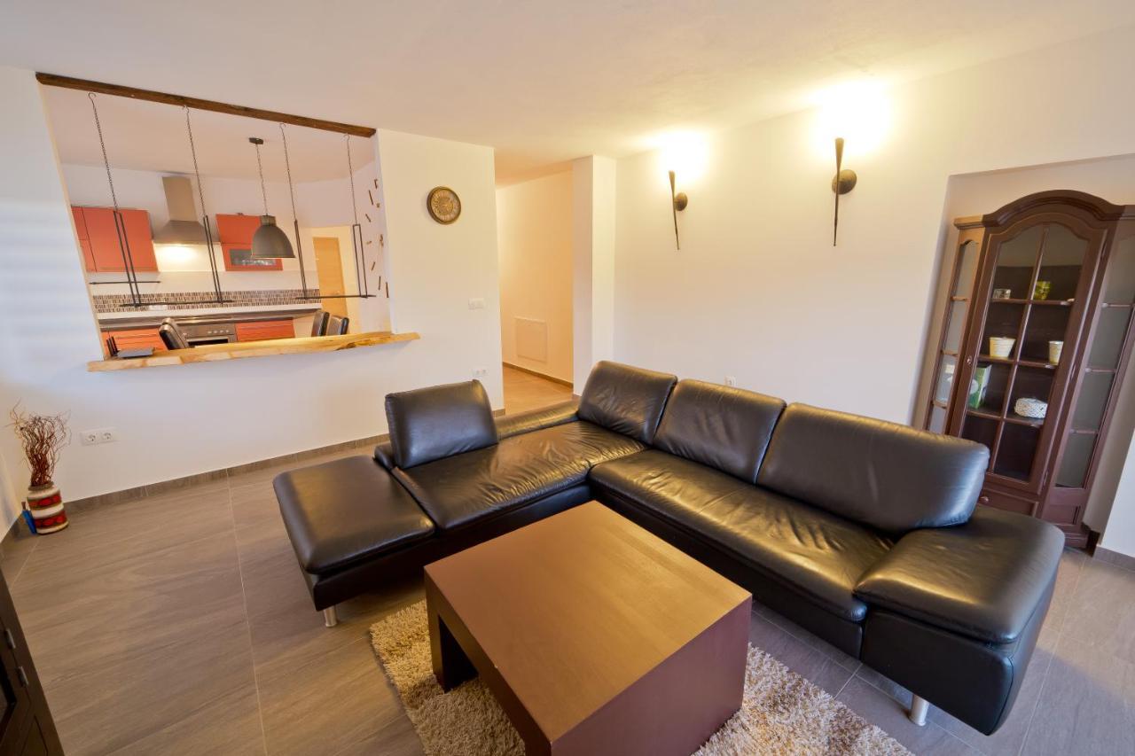 Villa Twins Markovic Пула Экстерьер фото